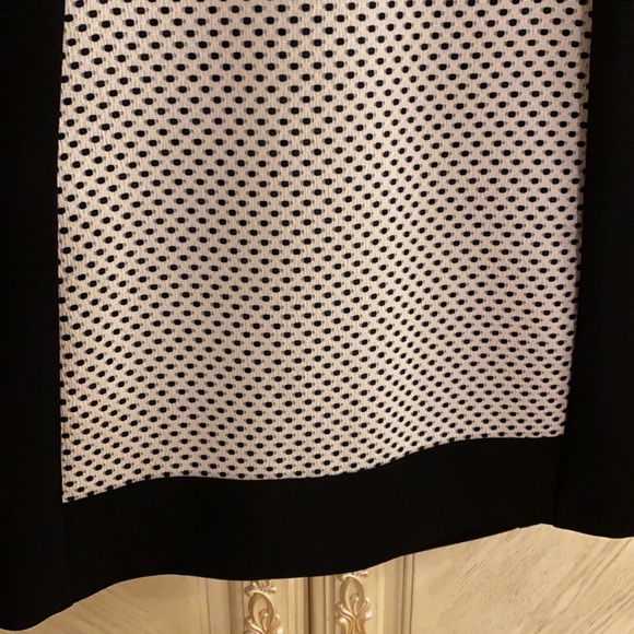 BCBG- Paris size 6 black and white mini dress - Picture 3 of 6